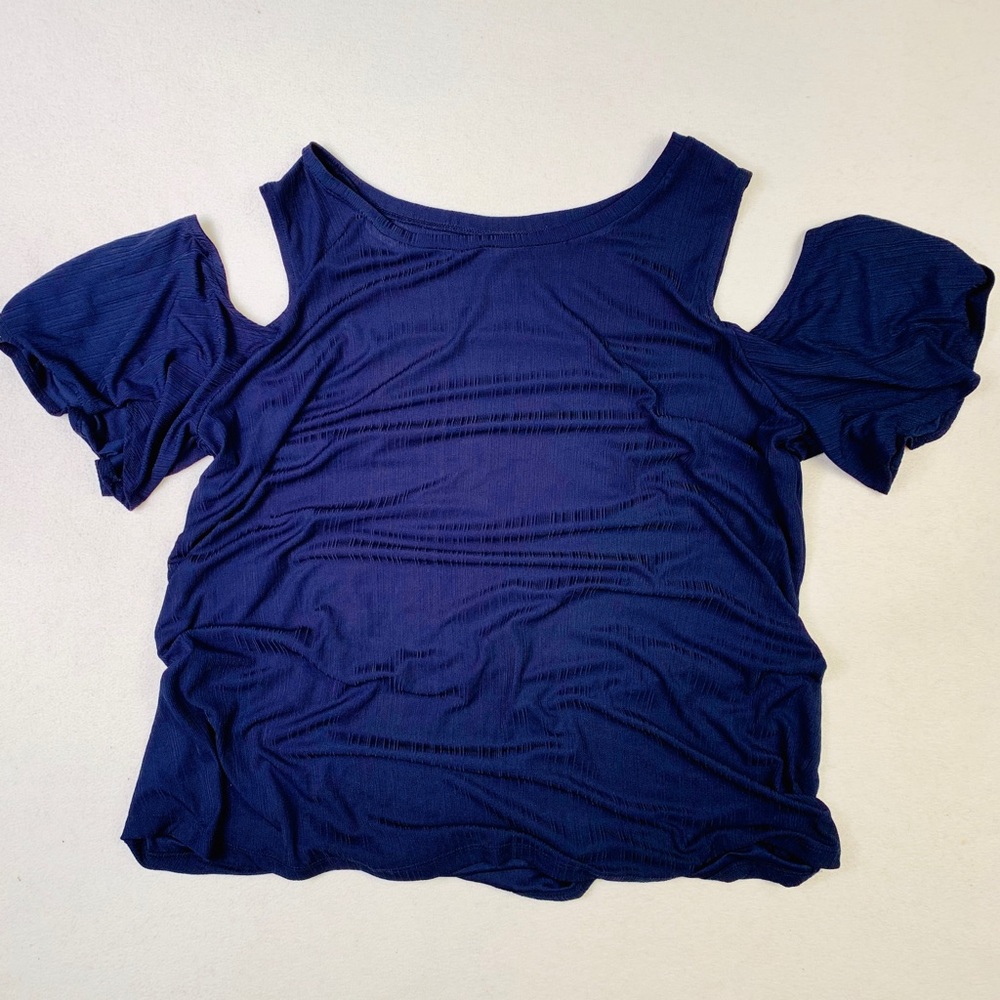 PLUS SIZE - Navy blue cold shoulder
